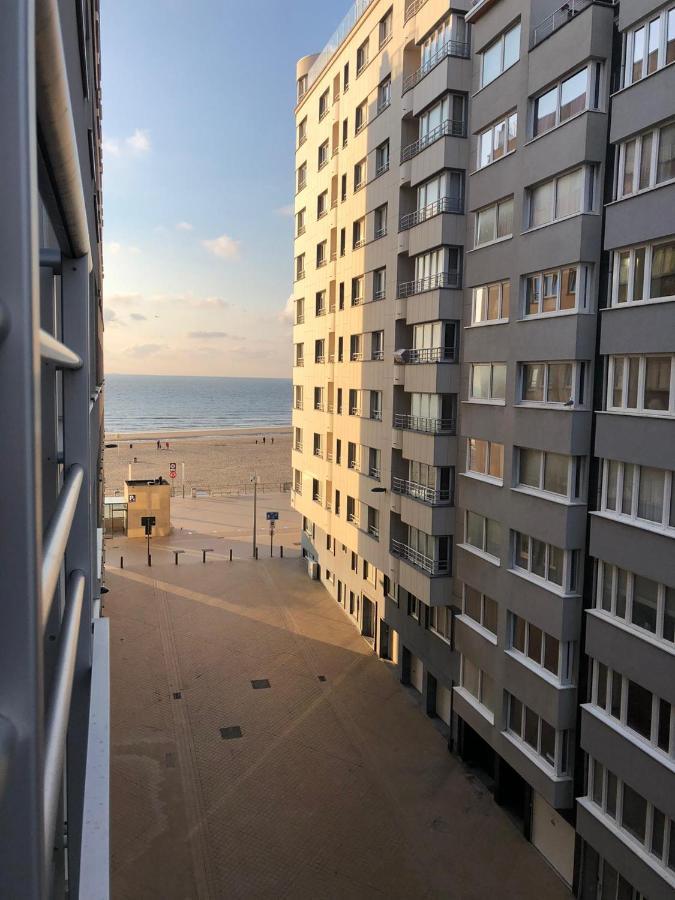 Portofino - Luxe Appartement Met Lateraal Zeezicht オステンド エクステリア 写真